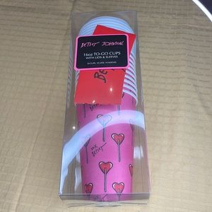 Betsey Johnson cups to go